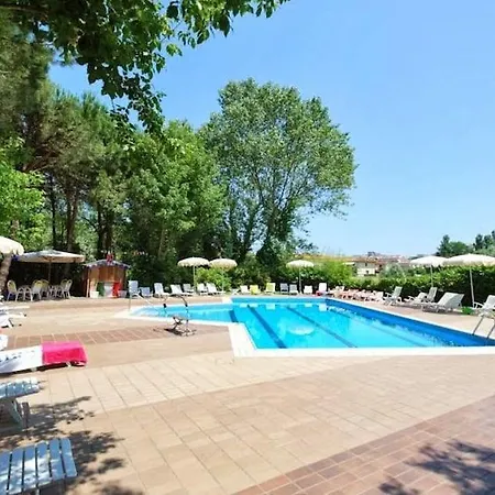 Szálloda Plutone 3*