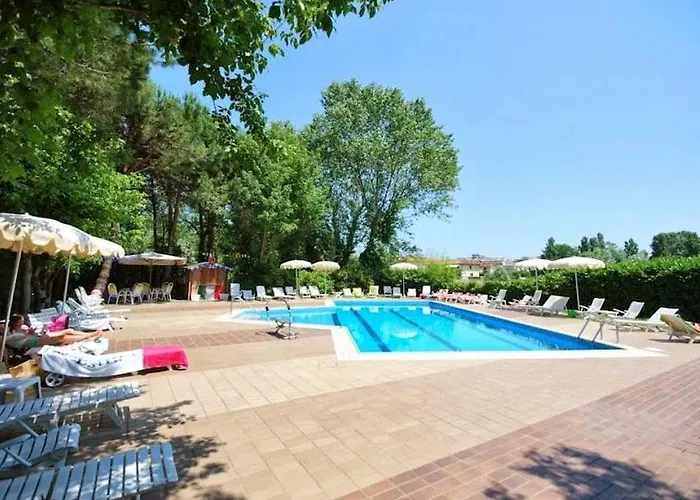 Otel Plutone 3*