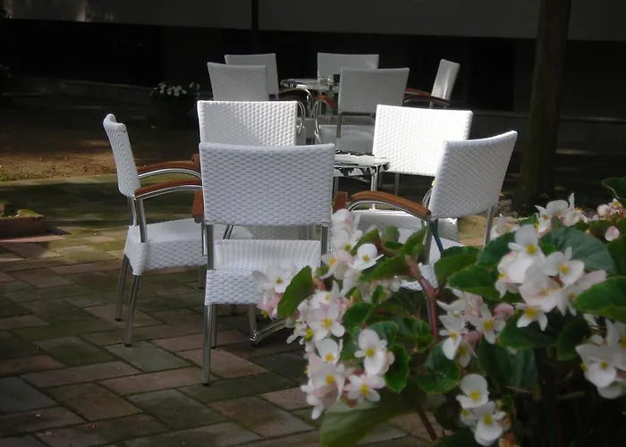 Plutone Otel 3*
